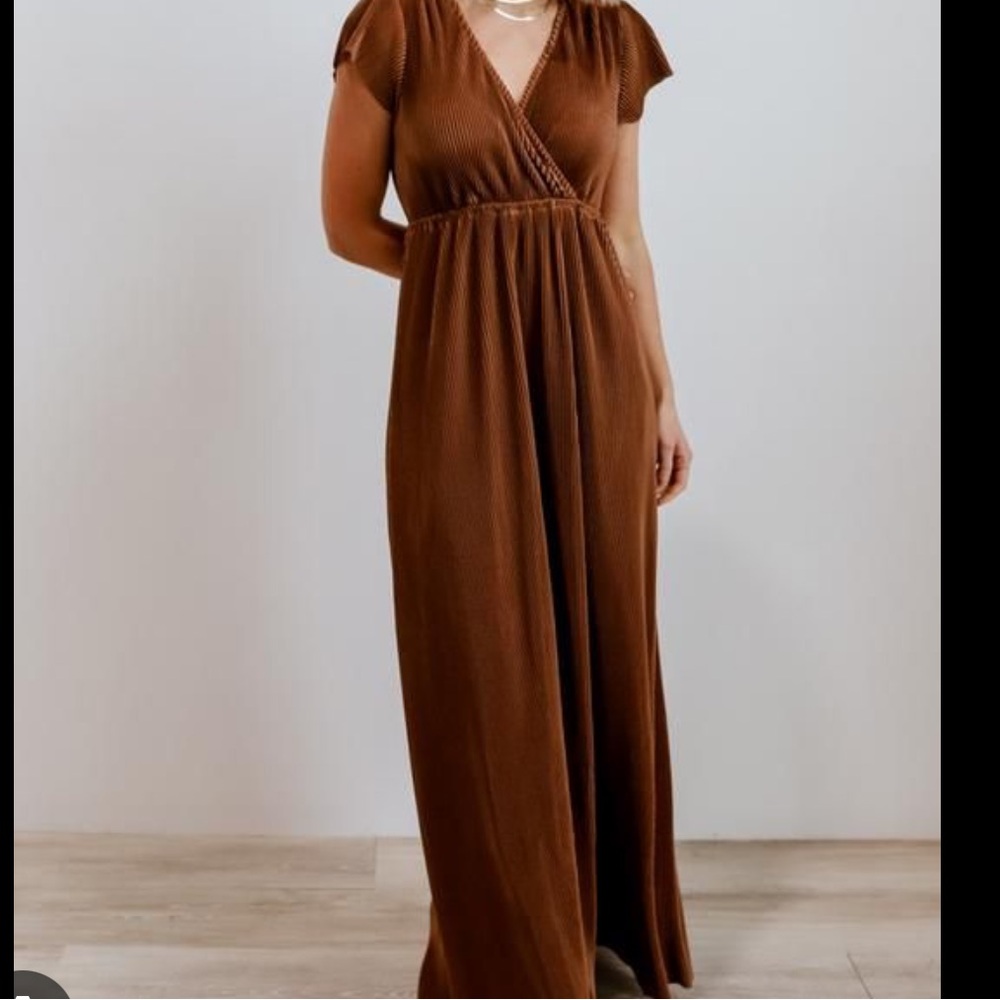 Baltic Born Athena Pleated Maxi XS